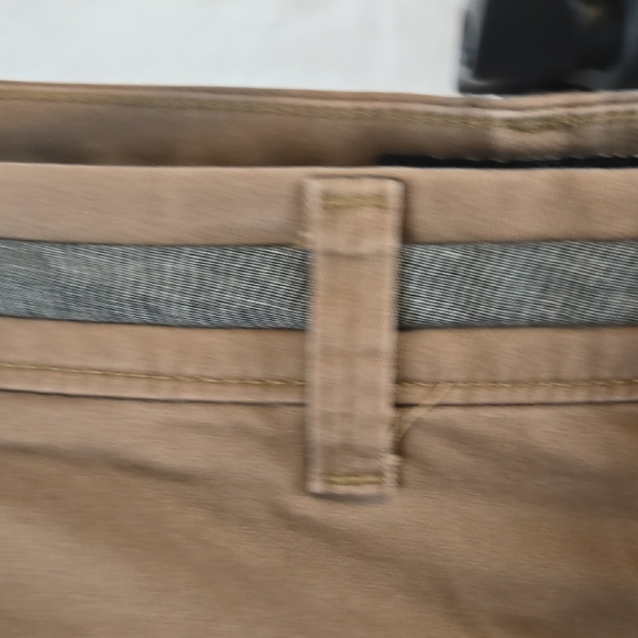 Express Men's 365 Comfort Super Skinny Hyper Stretch Tan Chino Pants - Picture 6 of 10